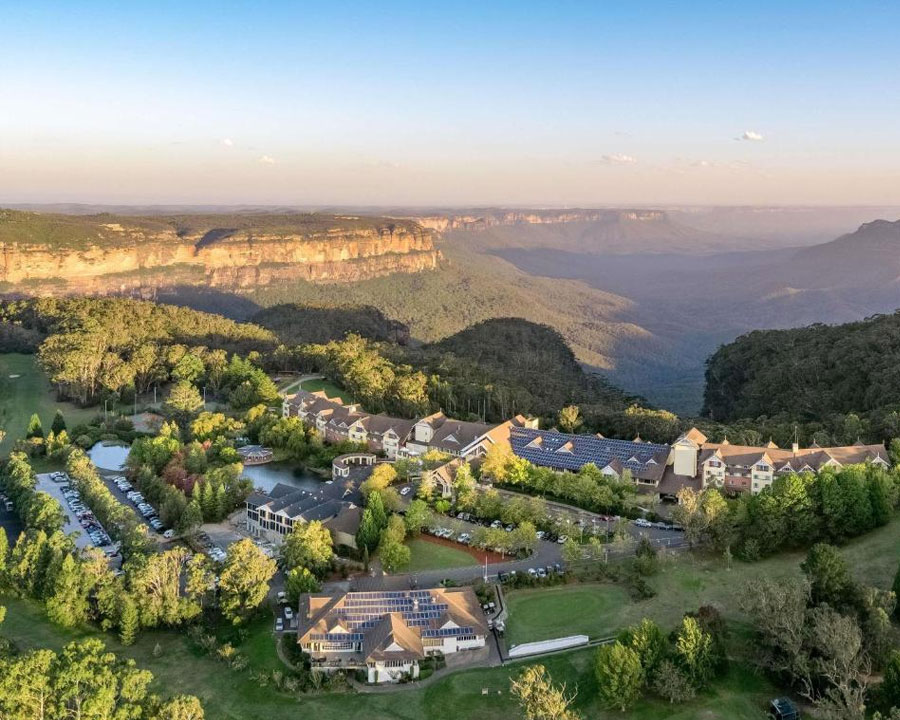 Fairmont Resort & Leura Golf Club Day Tour