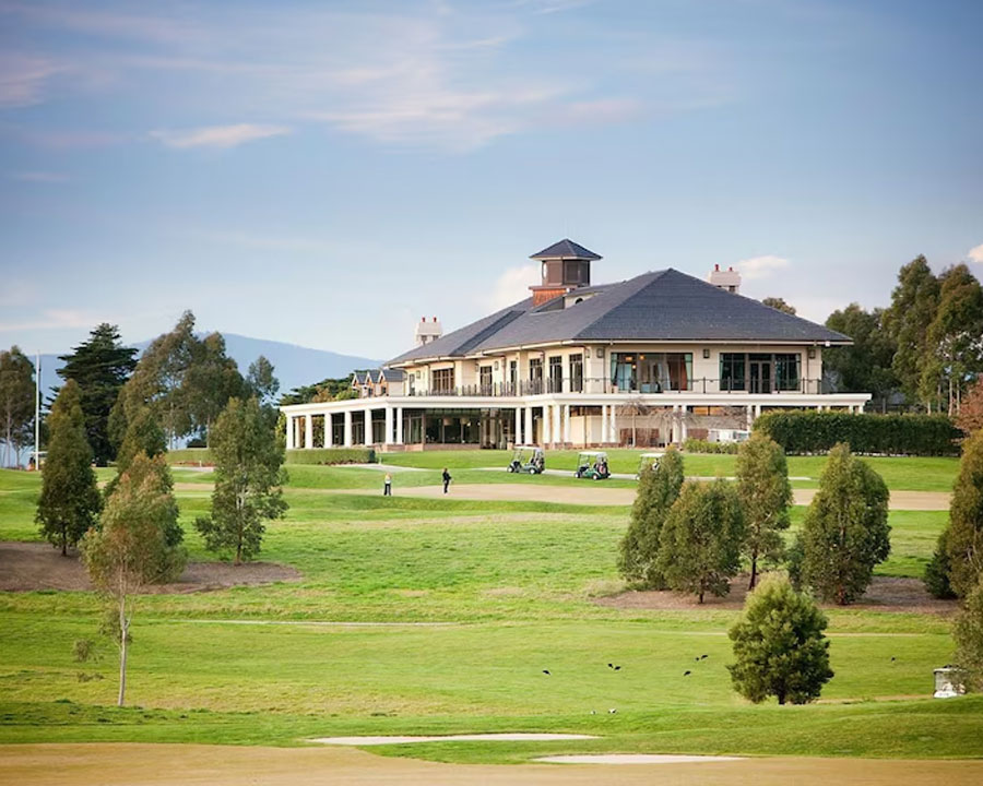 8-day Albury, Yarra Valley, Mornington Peninsula and Canberra Golf Tour. Drive Ex Sydney - Luxury Coach return | 25 Oct – 1 Nov 2026